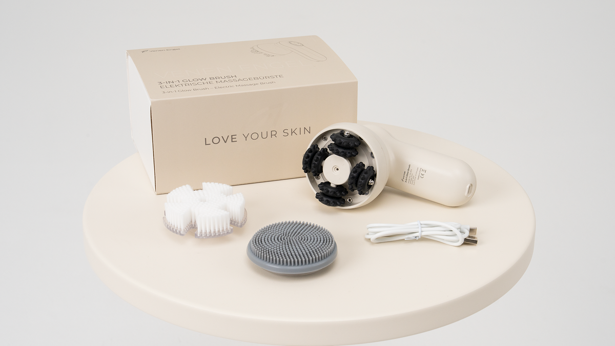 Venen Engel Glow Brush met Roller, Brush, Soft Brush, USB-oplaadkabel en verpakking